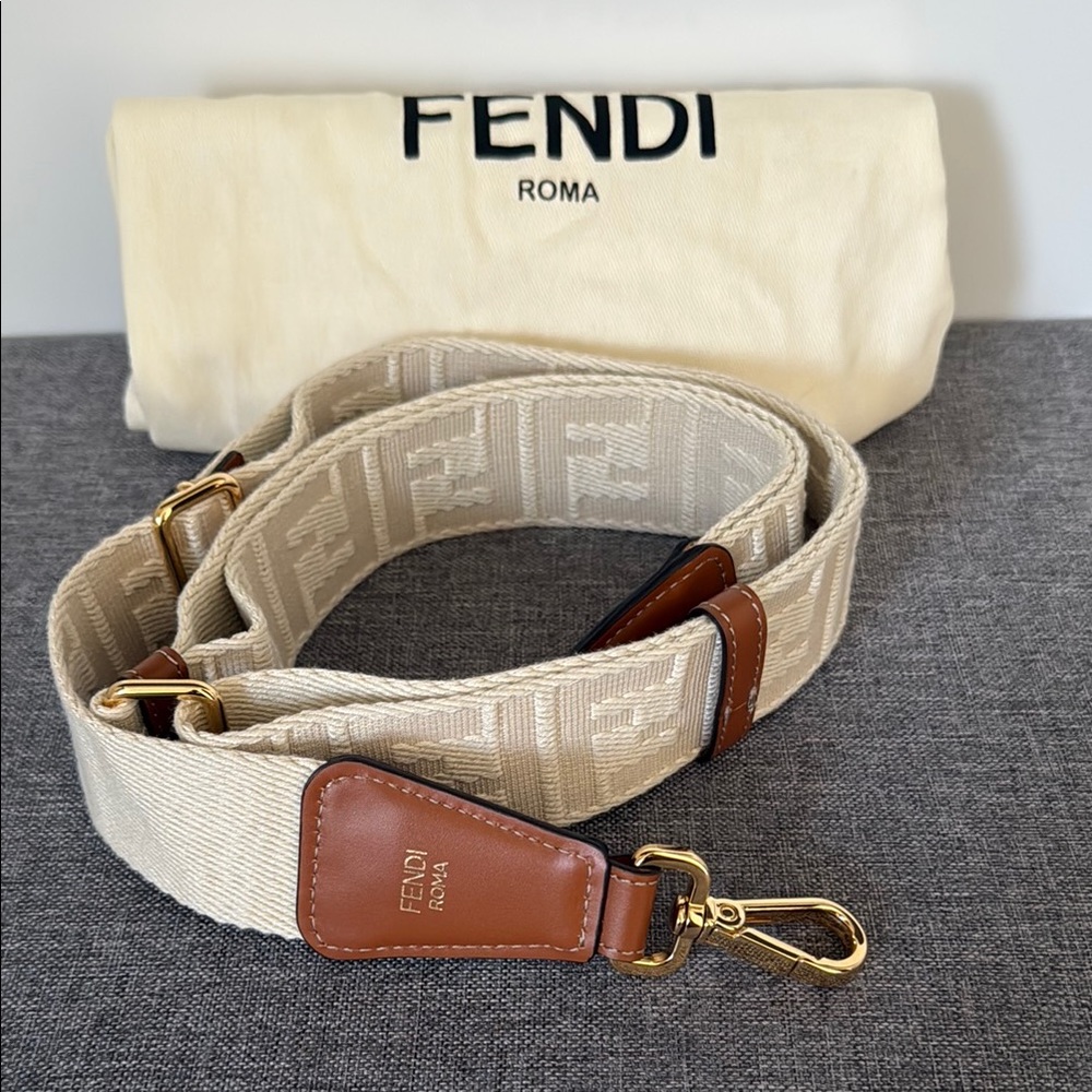 FENDI STRAP YOU
